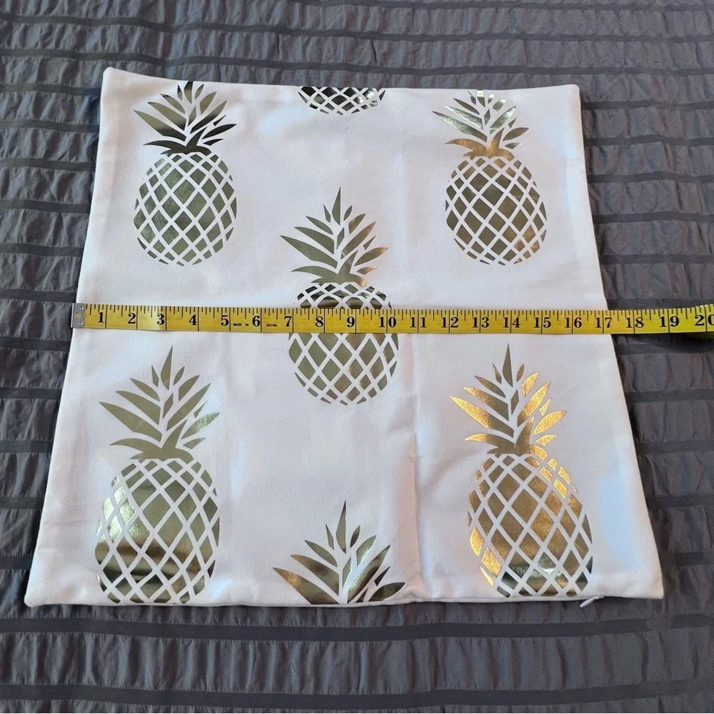 🥳 5/$25 Throw‎ Pillow Case/Cover Metallic Gold Foil Pineapple on White 17”x17”